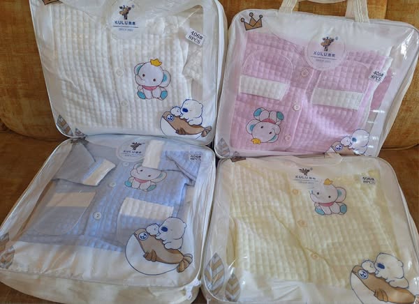 8pcs Unisex Newborn Baby Receiving Set (0-9 Months)