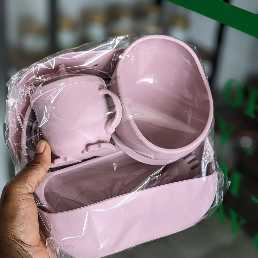 Silicone Baby Feeding Set (7-Piece | Suction Bowl, Plate, Cup, Bib & Utensils)