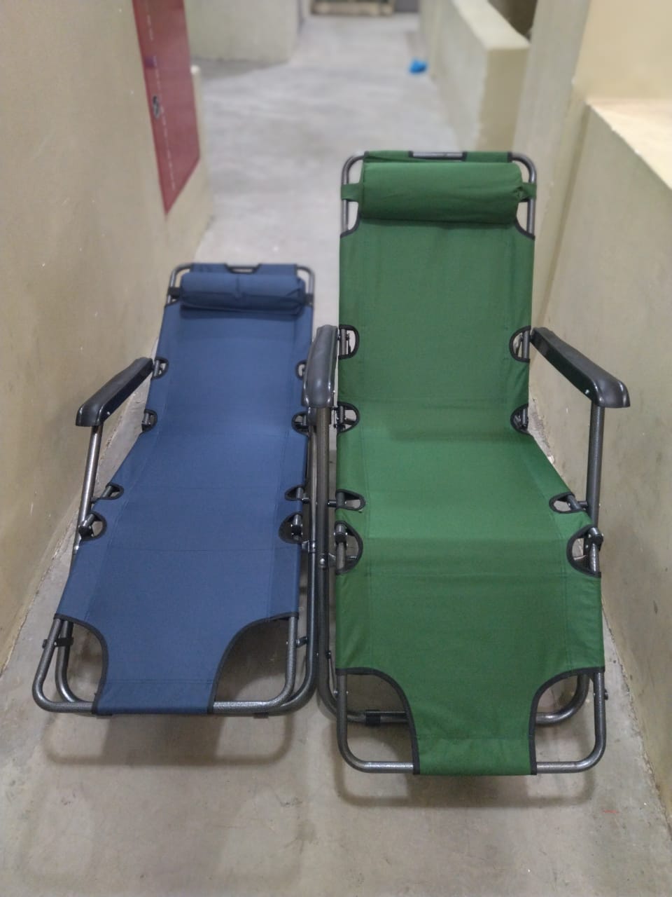 Portable Folding Recliner Lounge Chair